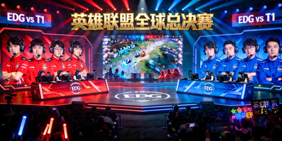 英雄联盟电竞比赛现场 - 战队对决舞台
